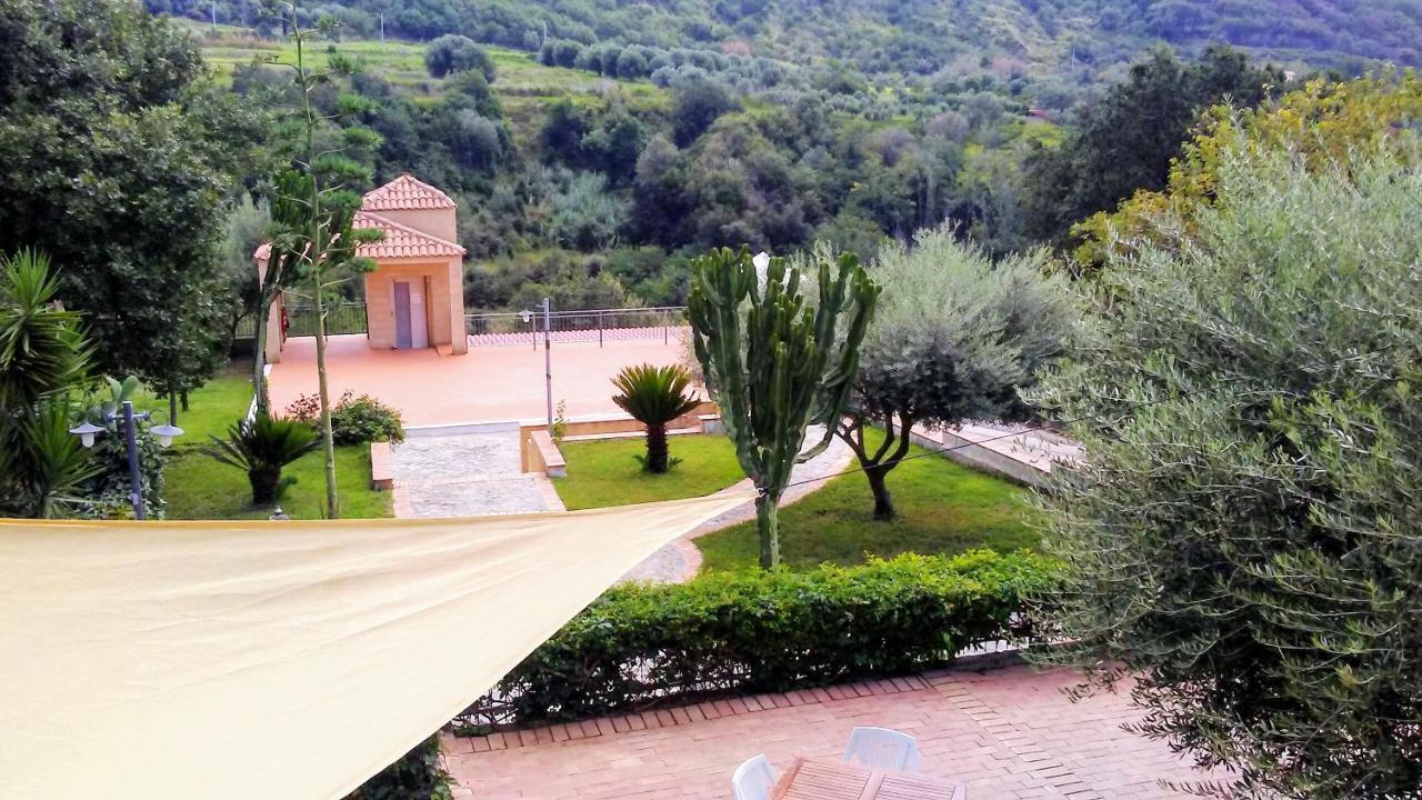 Residenza Mediterranea Zambrone Exterior foto